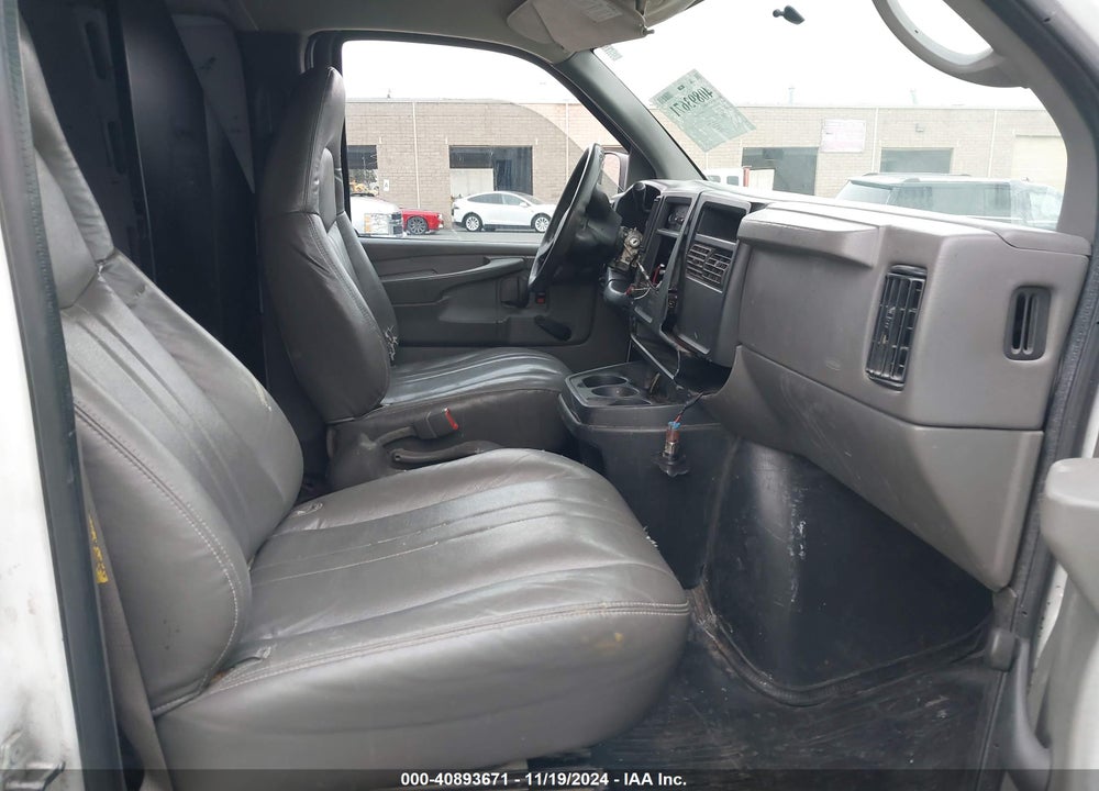 2006 CHEVROLET EXPRESS WORK VAN VIN: 1GCFG15X261204531