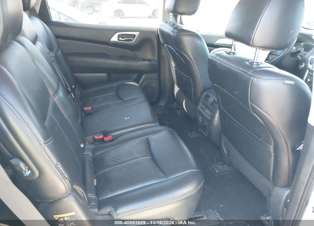 2018 NISSAN PATHFINDER SL VIN: 5N1DR2MN6JC610084