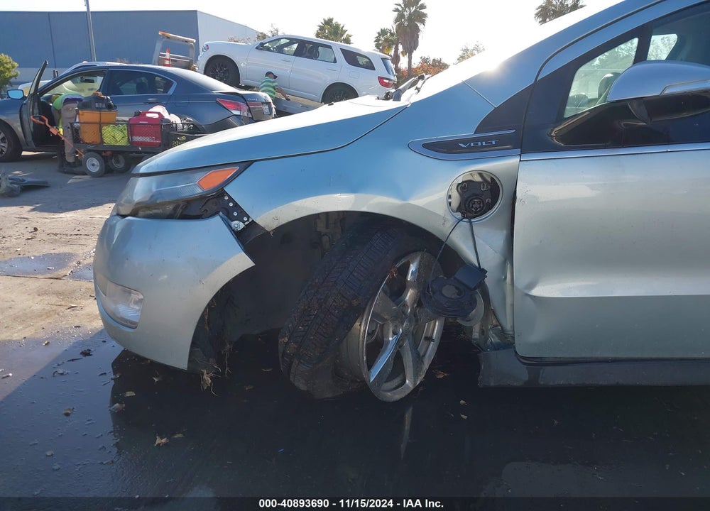 2012 CHEVROLET VOLT VIN: 1G1RA6E49CU105869