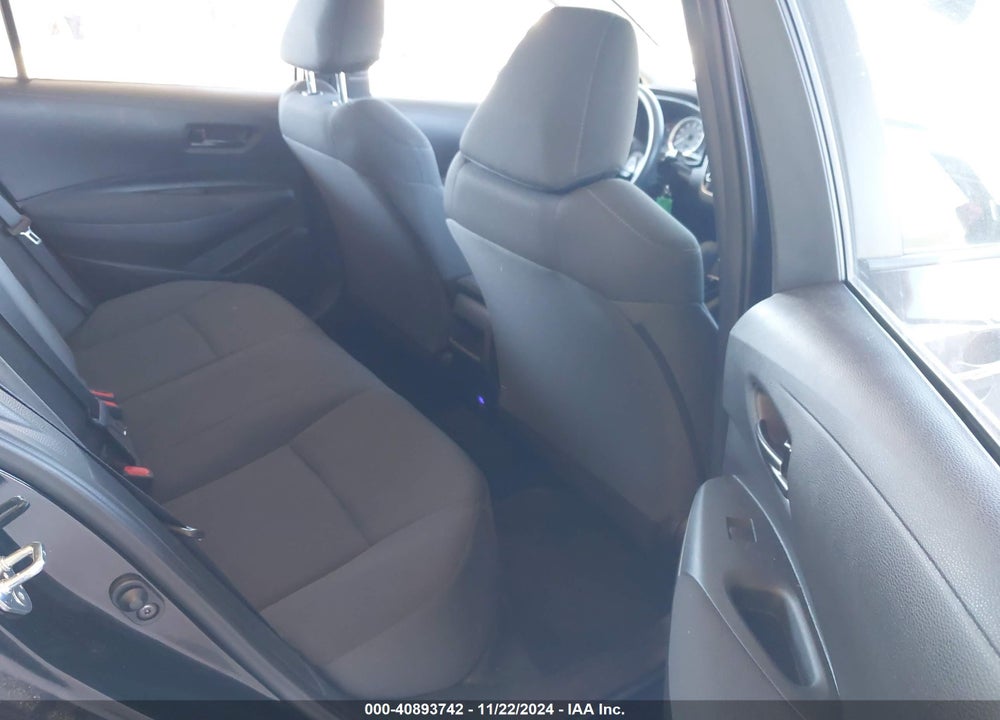 2022 TOYOTA COROLLA LE VIN: 5YFEPMAE4NP305095