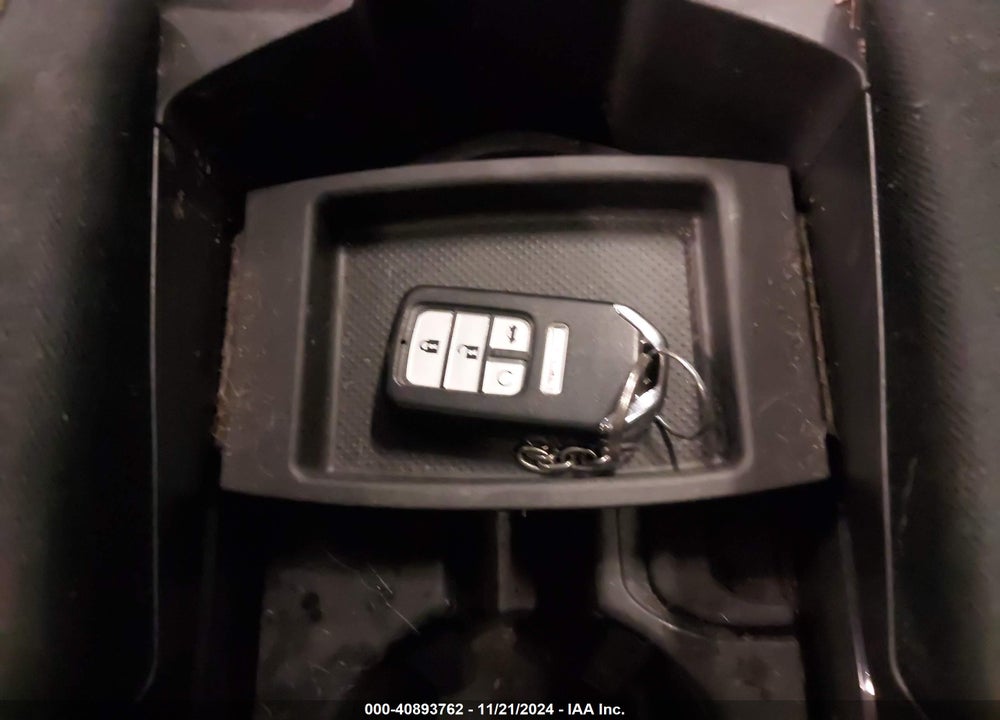 2019 HONDA CIVIC VIN: JHMFC1F33KX010653