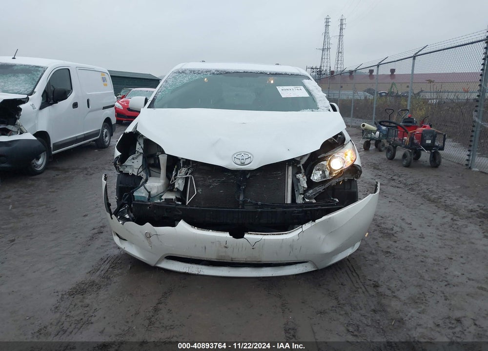 2015 TOYOTA SIENNA XLE LIMITED VIN: 5TDDK3DCXFS113137
