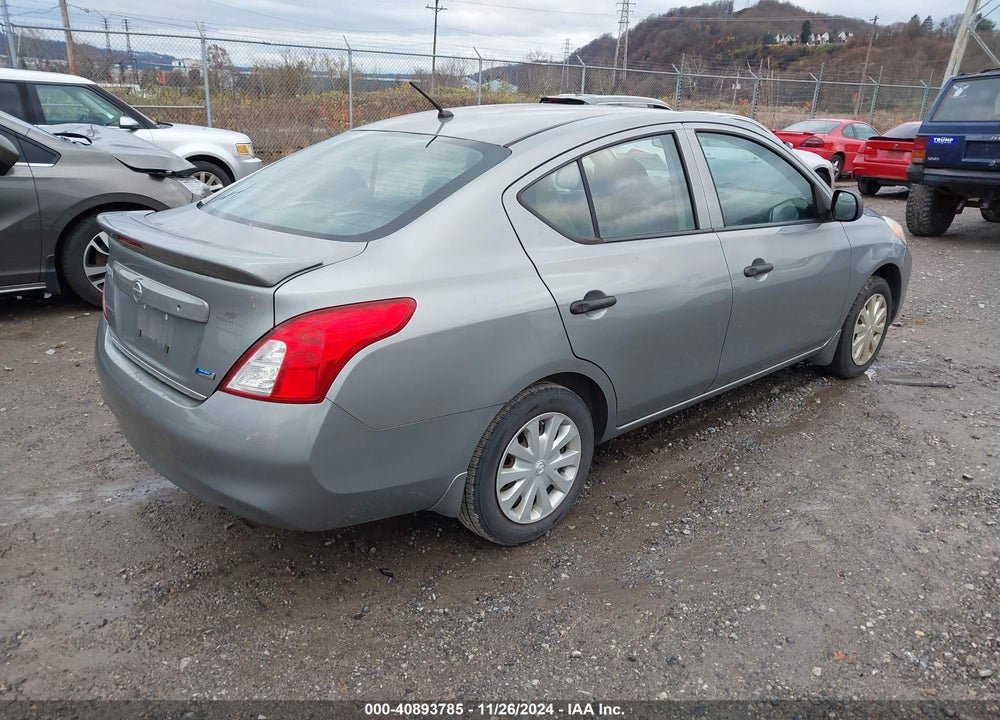2014 NISSAN VERSA 1.6 S+ VIN: 3N1CN7APXEL852064