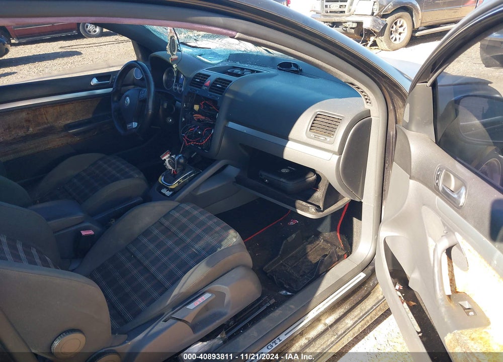 2008 VOLKSWAGEN GTI 2-DOOR VIN: WVWFV71K18W318836