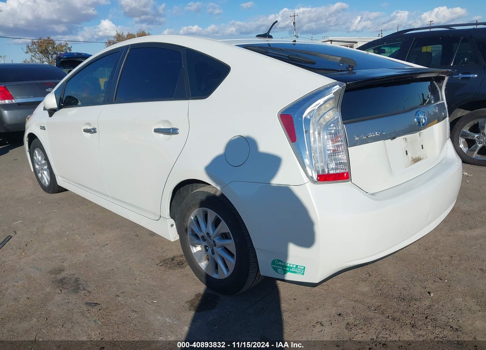 2013 TOYOTA PRIUS PLUG-IN VIN: JTDKN3DP2D3042306