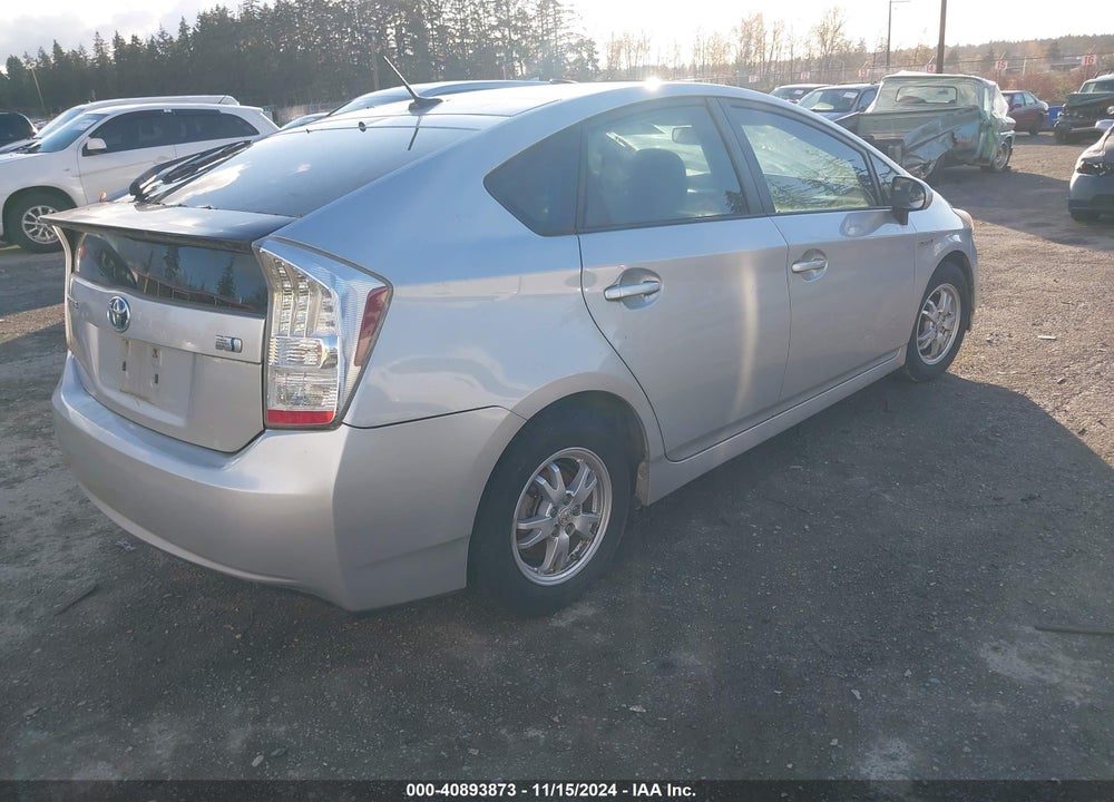 2011 TOYOTA PRIUS THREE VIN: JTDKN3DU6B1386011
