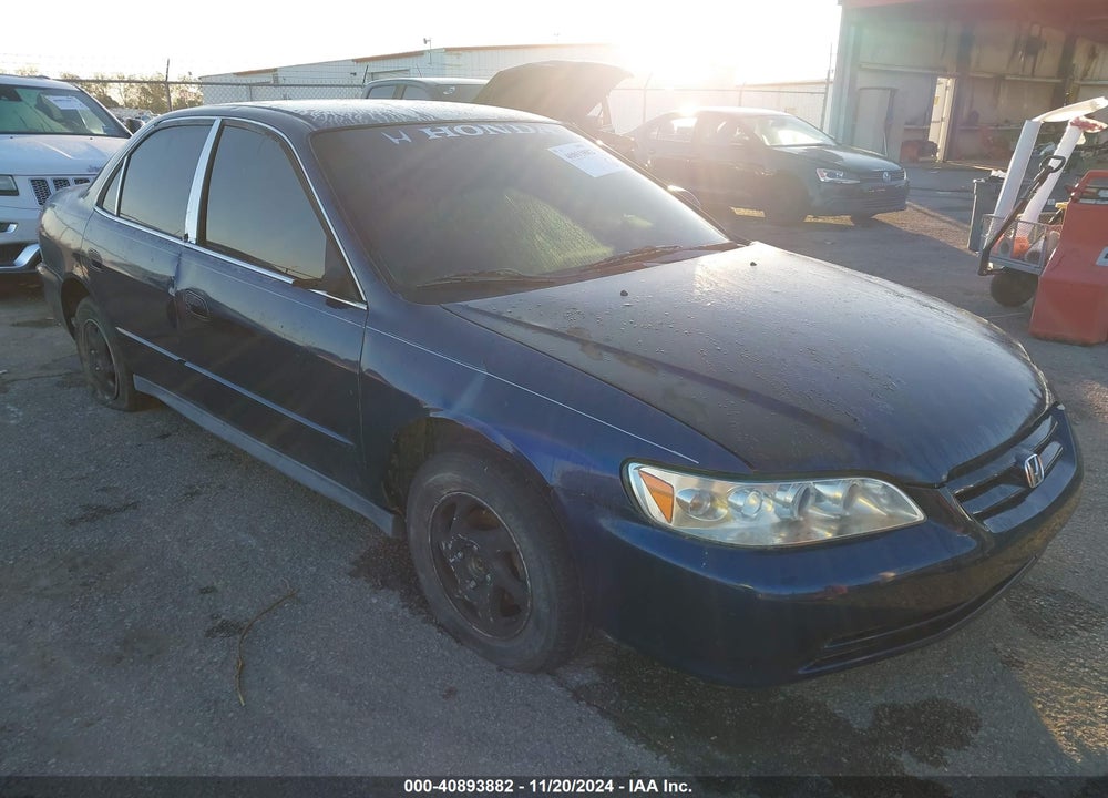 2002 HONDA ACCORD 2.3 VP VIN: 1HGCF86662A113553