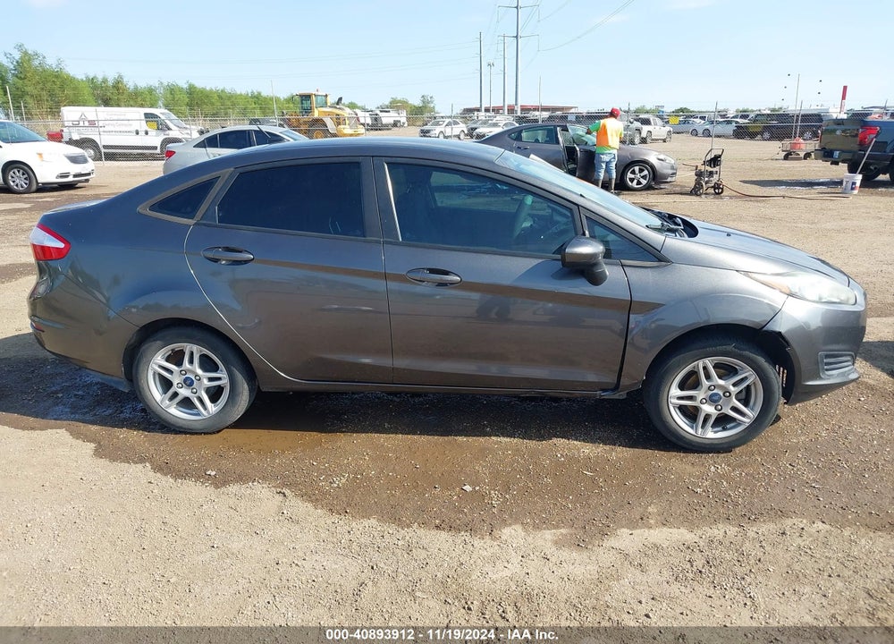 2019 FORD FIESTA SE VIN: 3FADP4BJXKM118203