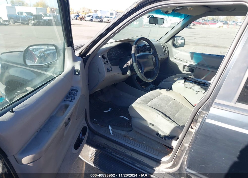 1998 FORD EXPLORER EDDIE BAUER/LIMITED/XLT VIN: 1FMZU35P1WZC26227