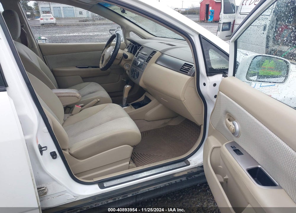 2008 NISSAN VERSA 1.8SL VIN: 3N1BC13E38L391045
