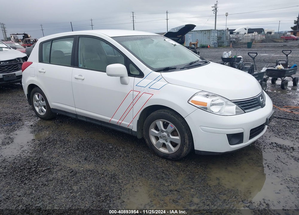 2008 NISSAN VERSA 1.8SL VIN: 3N1BC13E38L391045