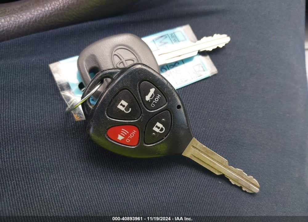 2009 TOYOTA CAMRY LE VIN: 4T1BE46KX9U835860