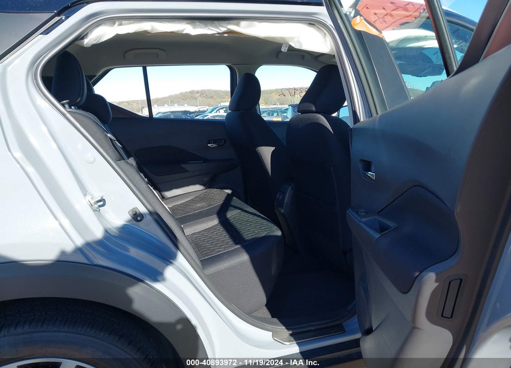 2022 NISSAN KICKS SV XTRONIC CVT VIN: 3N1CP5CV9NL518313