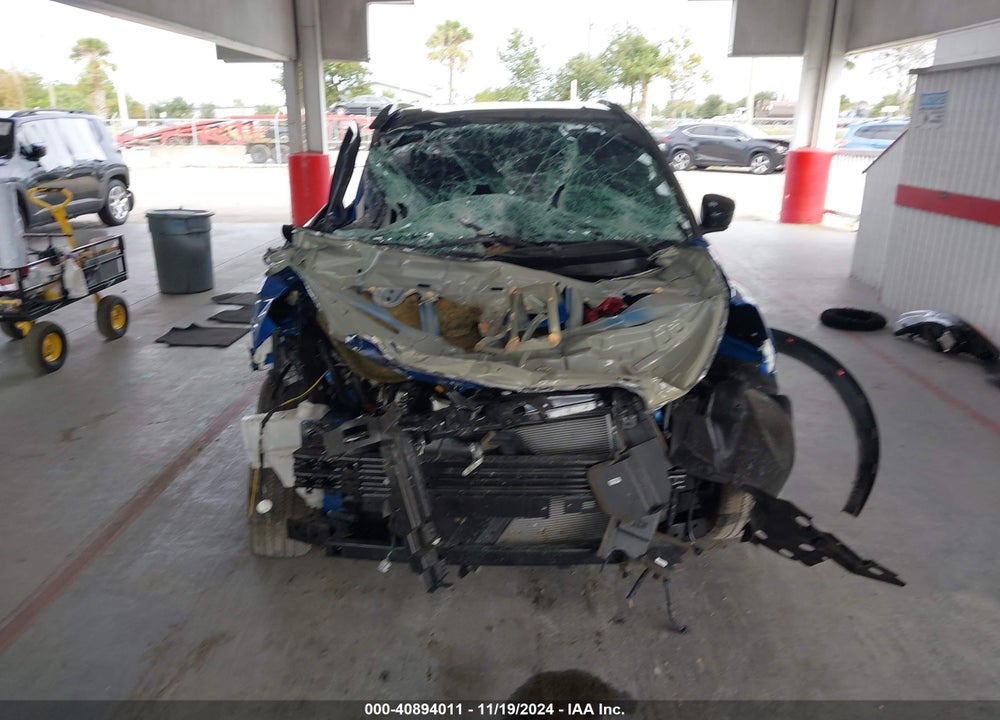 2024 NISSAN KICKS SR XTRONIC CVT VIN: 3N1CP5DV8RL535950