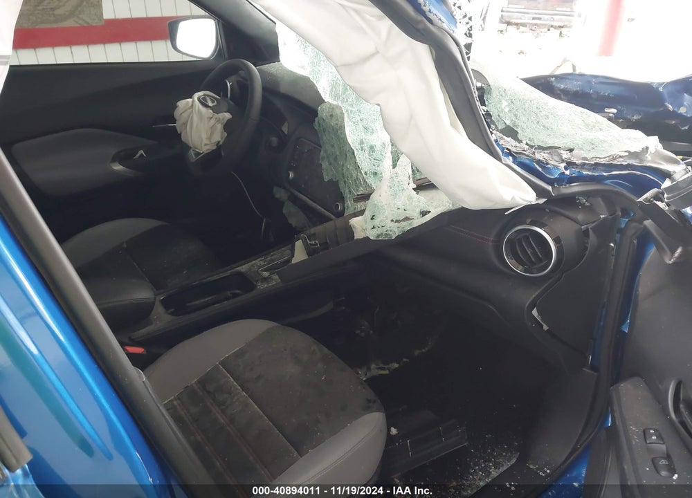 2024 NISSAN KICKS SR XTRONIC CVT VIN: 3N1CP5DV8RL535950