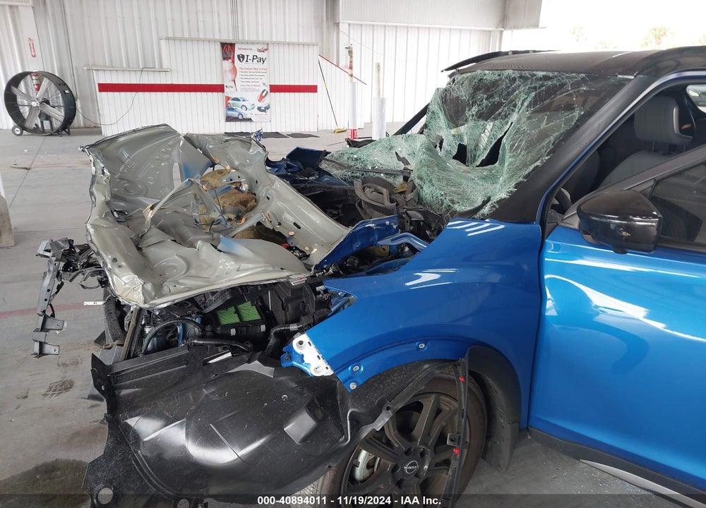 2024 NISSAN KICKS SR XTRONIC CVT VIN: 3N1CP5DV8RL535950