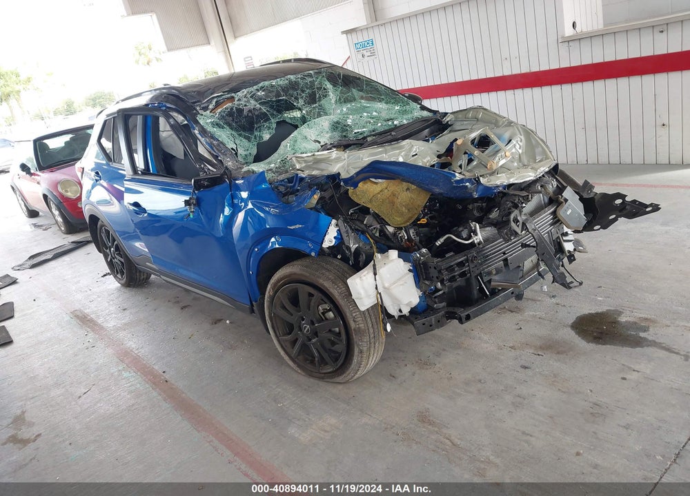 2024 NISSAN KICKS SR XTRONIC CVT VIN: 3N1CP5DV8RL535950