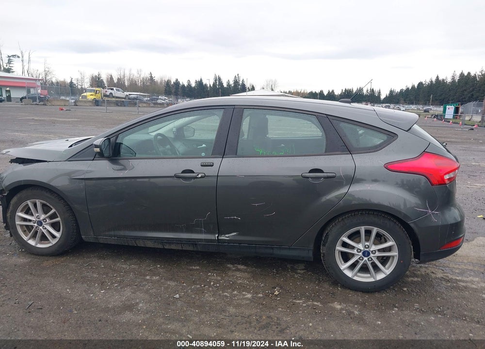2018 FORD FOCUS SE VIN: 1FADP3K24JL260503