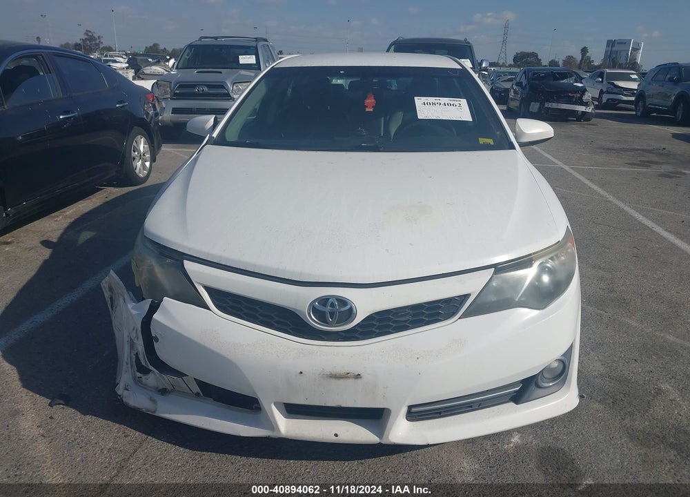 2014 TOYOTA CAMRY SE VIN: 4T1BF1FK2EU332622