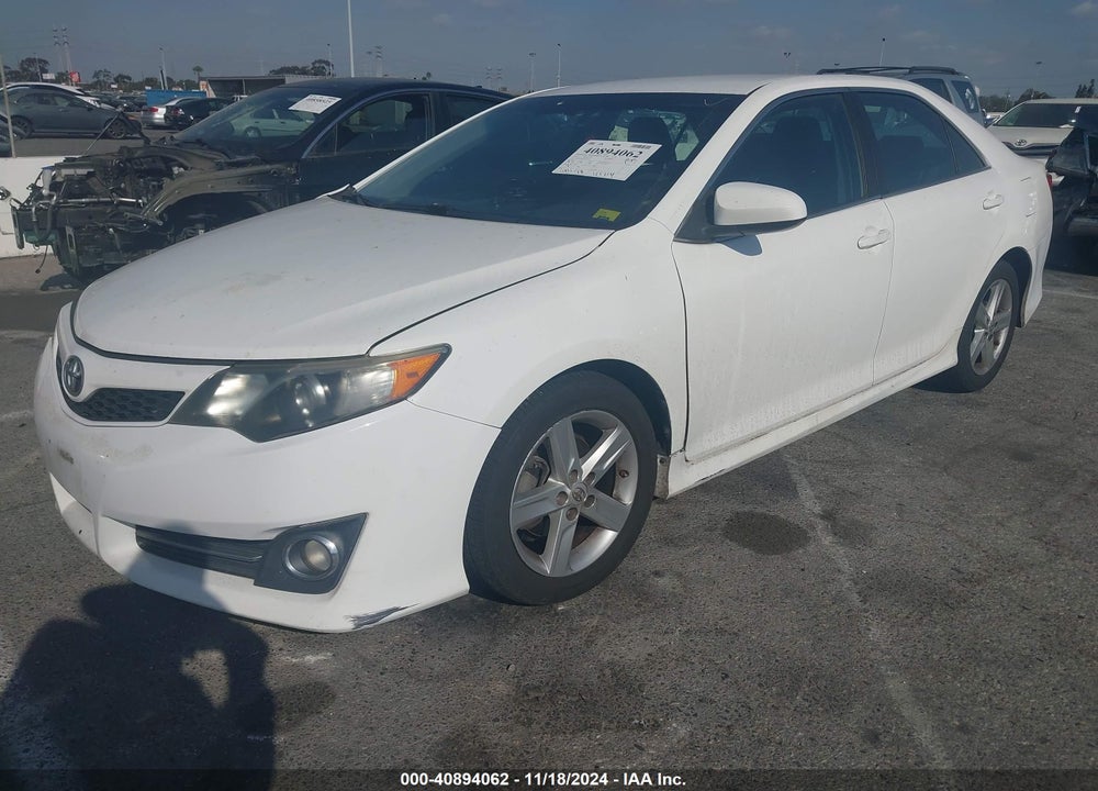 2014 TOYOTA CAMRY SE VIN: 4T1BF1FK2EU332622