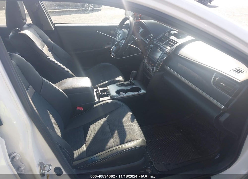 2014 TOYOTA CAMRY SE VIN: 4T1BF1FK2EU332622