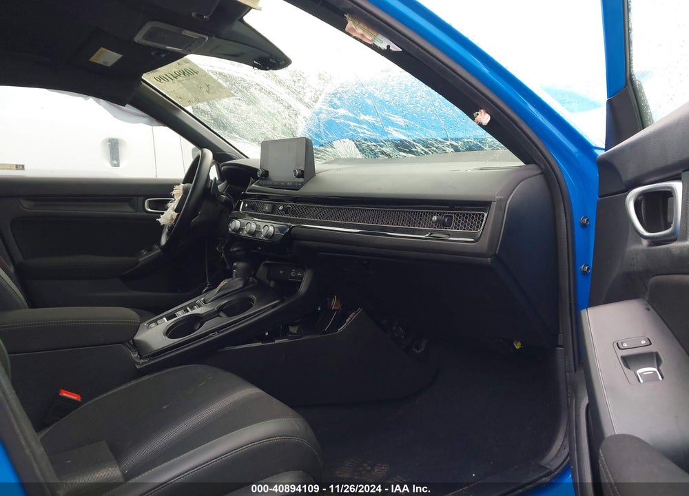 2024 HONDA CIVIC VIN: 19XFL2H86RE013685