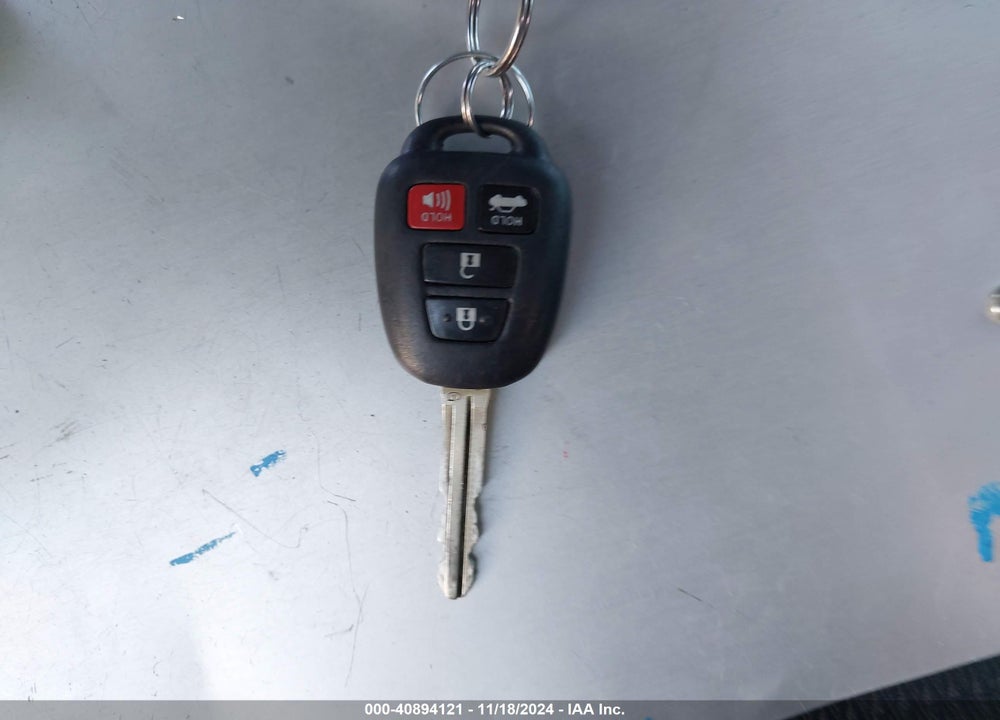 2012 TOYOTA CAMRY SE VIN: 4T1BF1FK3CU015669