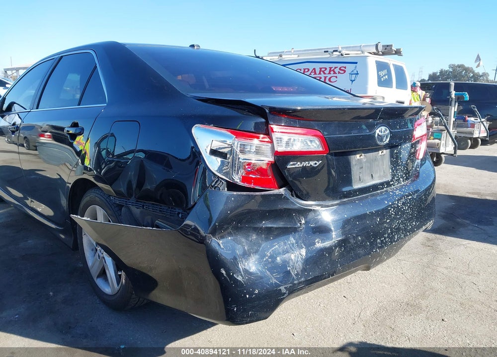 2012 TOYOTA CAMRY SE VIN: 4T1BF1FK3CU015669