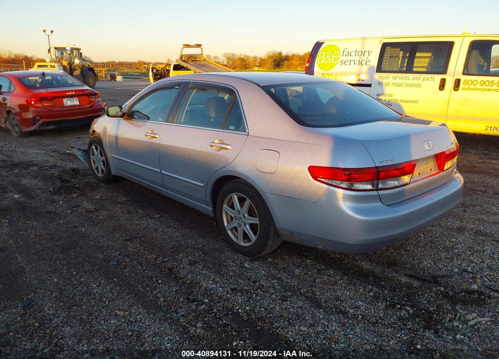2003 HONDA ACCORD 3.0 EX VIN: 1HGCM66823A091256