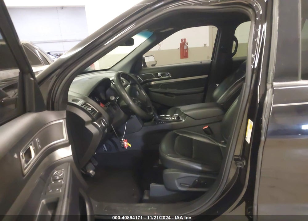 2019 FORD EXPLORER XLT VIN: 1FM5K8D86KGA35887