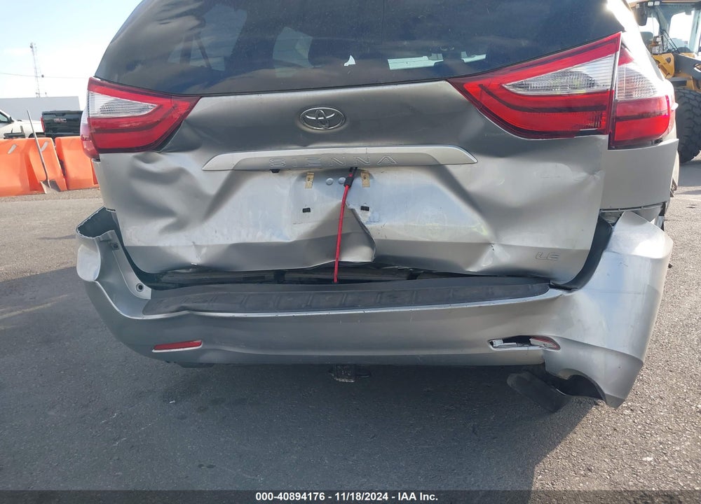 2019 TOYOTA SIENNA LE 8 PASSENGER VIN: 5TDKZ3DC3KS014706