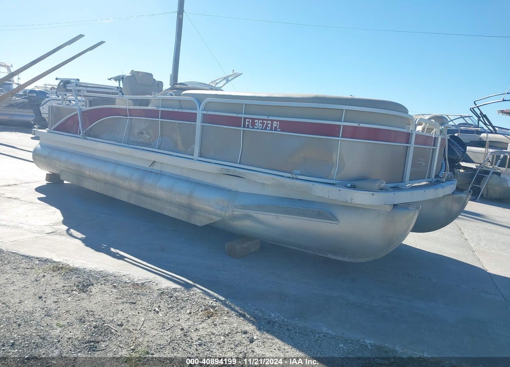 2013 BENNINGTON OTHER VIN: ETW86834K213
