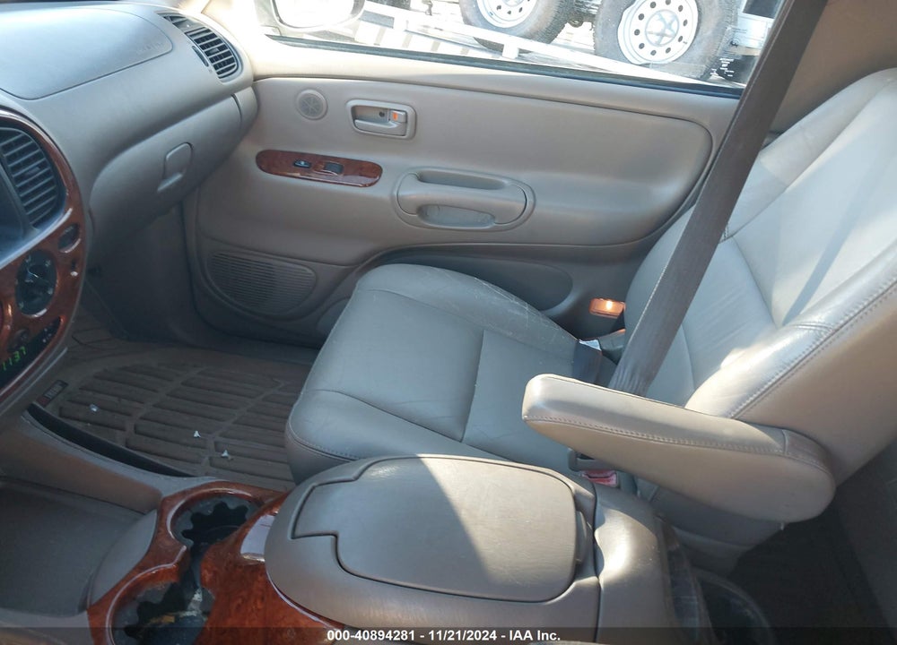 2003 TOYOTA TUNDRA LTD V8 VIN: 5TBRT38173S428784