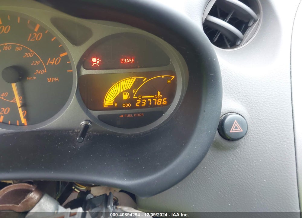 2002 TOYOTA CELICA GT VIN: JTDDR32T420140023