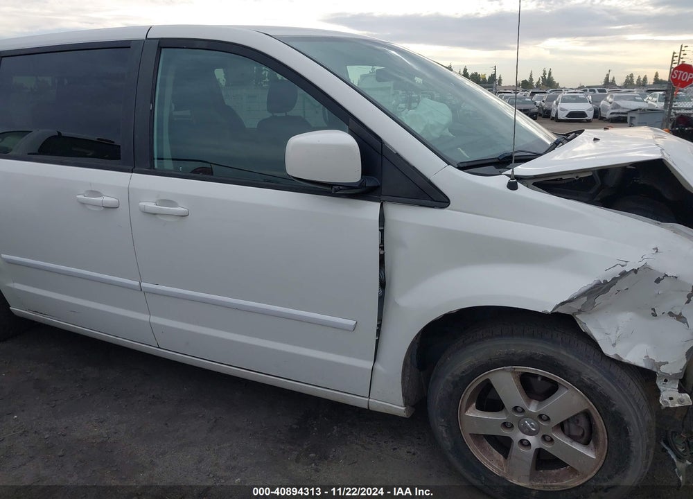2008 DODGE GRAND CARAVAN SXT VIN: 1D8HN54P88B135687