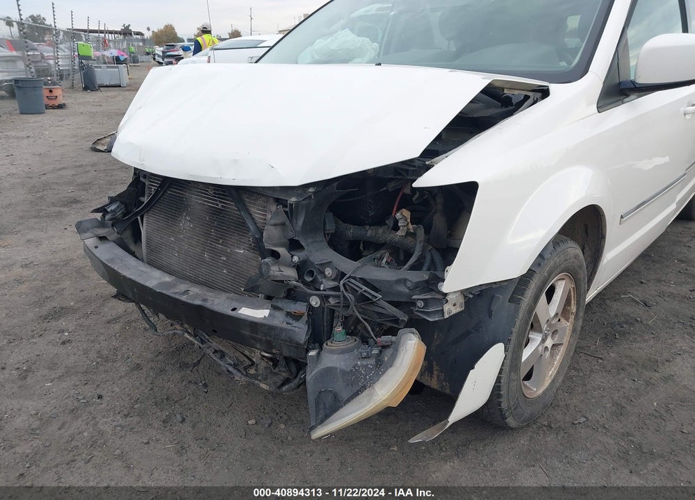 2008 DODGE GRAND CARAVAN SXT VIN: 1D8HN54P88B135687