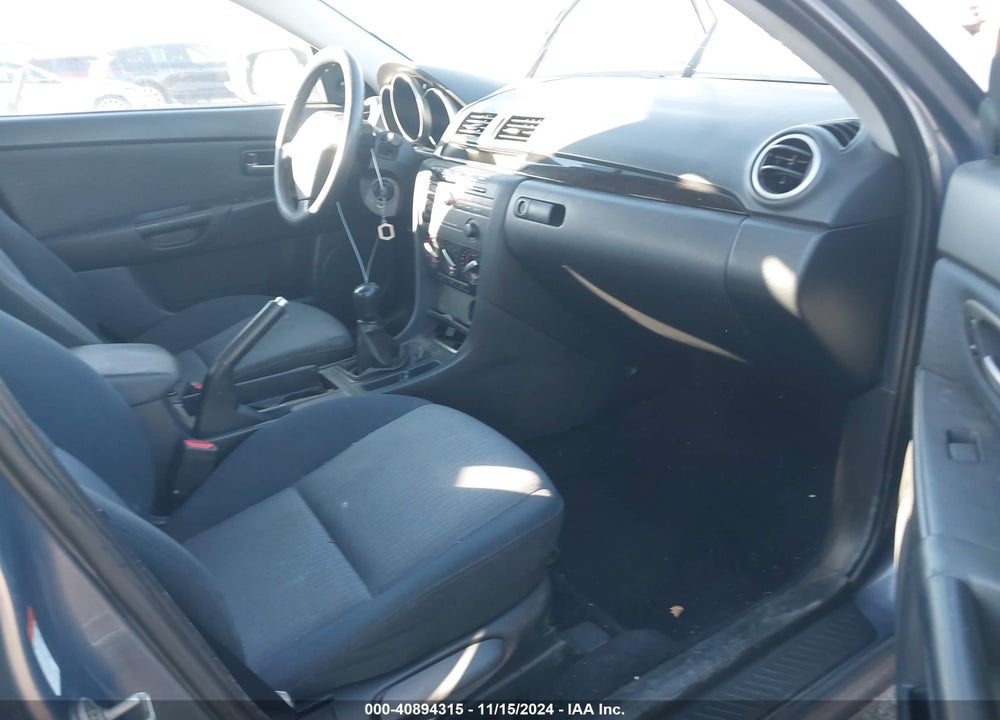 2008 MAZDA 3 I VIN: JM1BK32G981816922