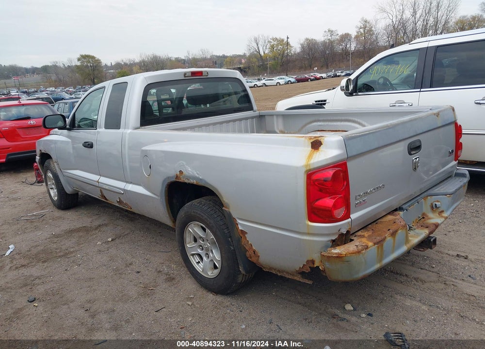 2005 DODGE DAKOTA SLT VIN: 1D7HW42N45S112528