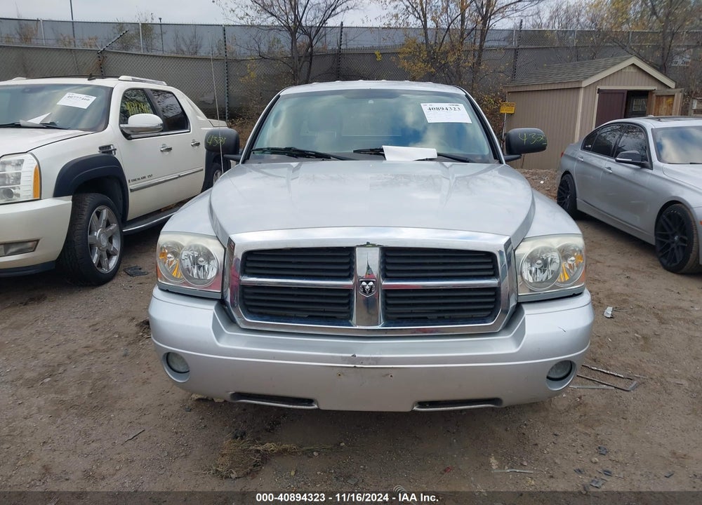 2005 DODGE DAKOTA SLT VIN: 1D7HW42N45S112528