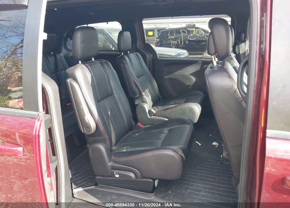 2017 DODGE GRAND CARAVAN GT VIN: 2C4RDGEG2HR630033