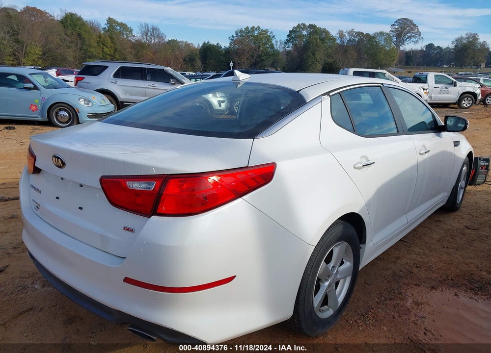 2015 KIA OPTIMA LX VIN: KNAGM4A77F5559575