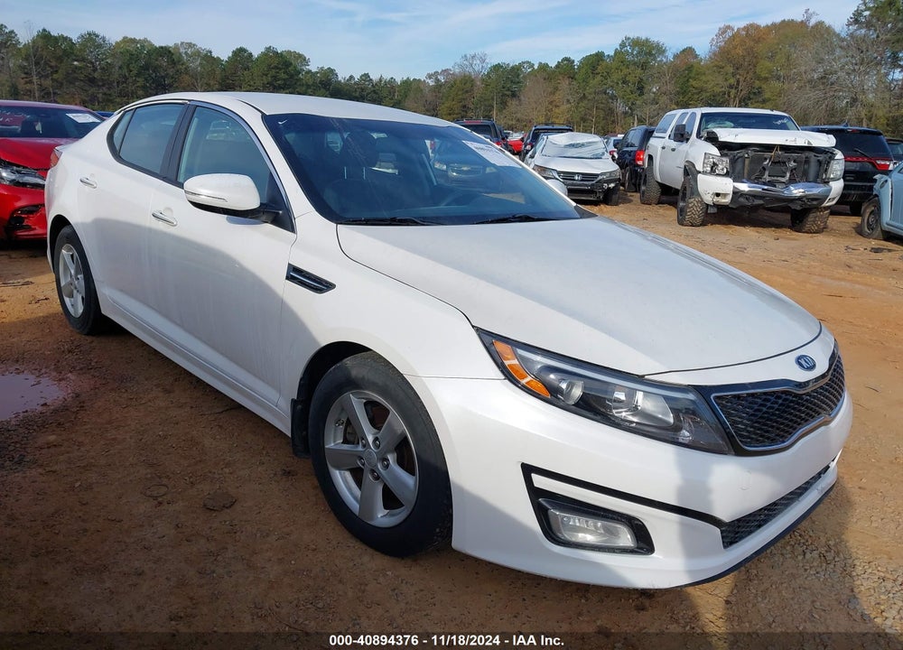 2015 KIA OPTIMA LX VIN: KNAGM4A77F5559575