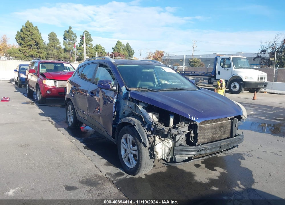2010 HYUNDAI TUCSON GLS VIN: KM8JU3AC9AU056527