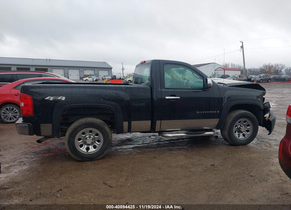 2009 CHEVROLET SILVERADO 1500 WORK TRUCK VIN: 1GCEK14039Z175688