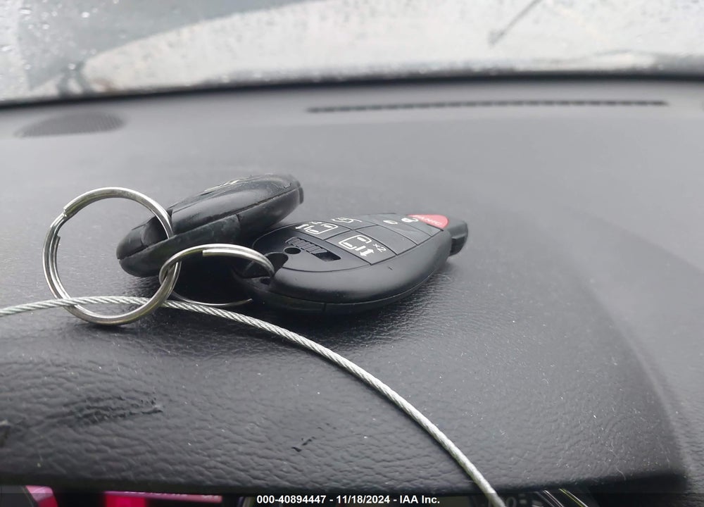 2014 CHRYSLER TOWN & COUNTRY TOURING VIN: 2C4RC1BG4ER189277