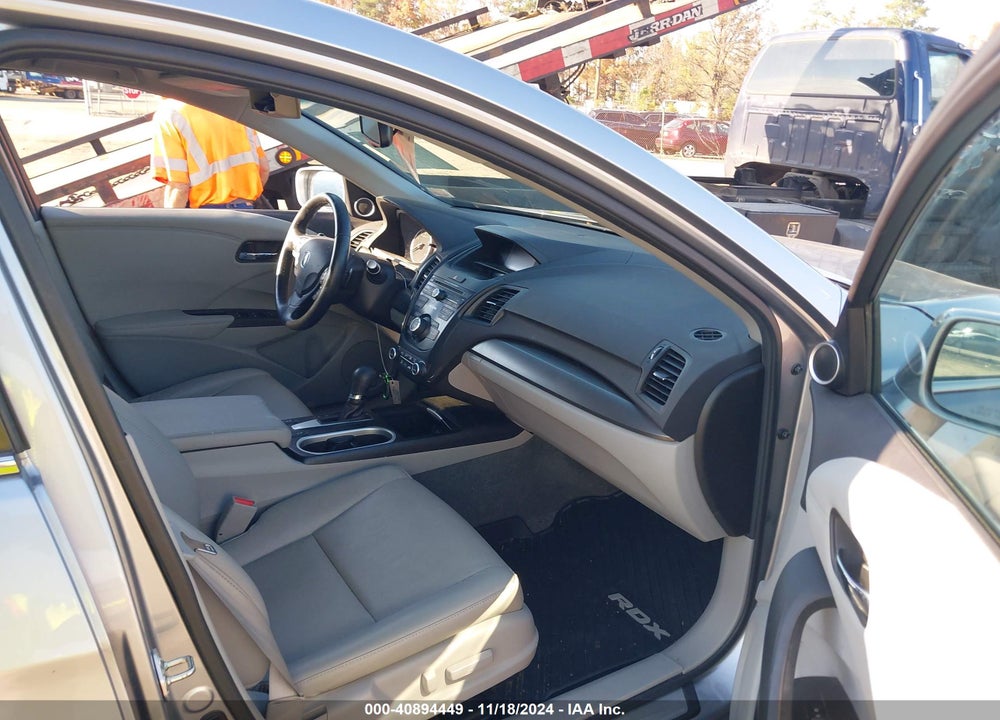 2018 ACURA RDX WATCH PLUS PACKAGE VIN: 5J8TB4H30JL007187