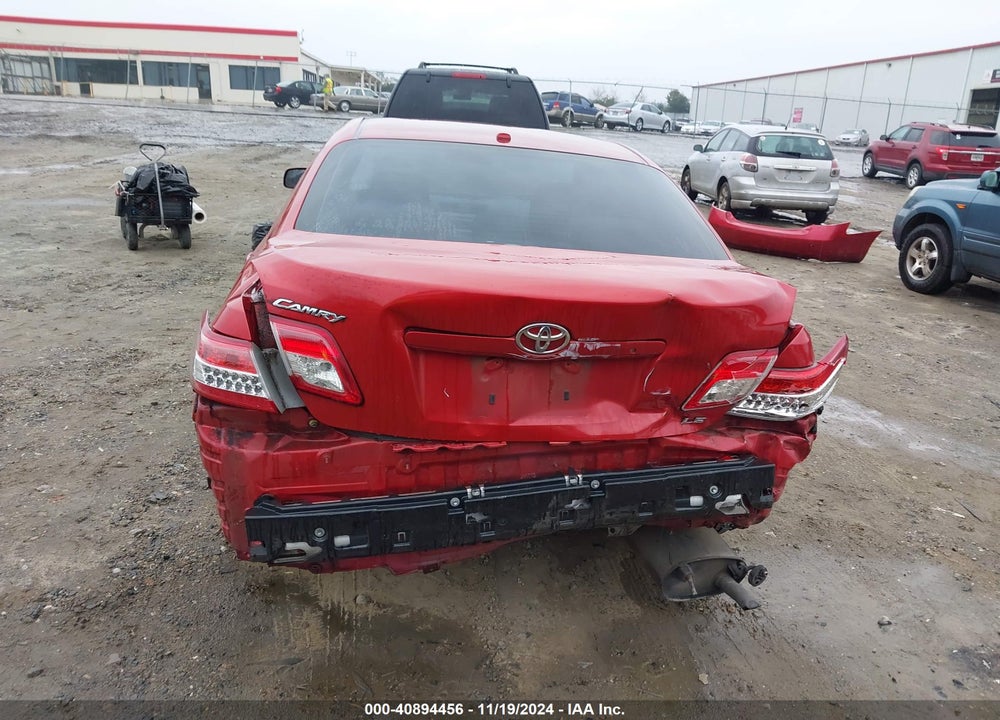 2011 TOYOTA CAMRY LE VIN: 4T1BF3EK5BU633457