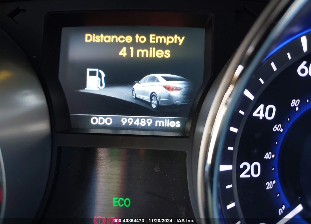 2014 HYUNDAI SONATA SE VIN: 5NPEC4AC5EH918561
