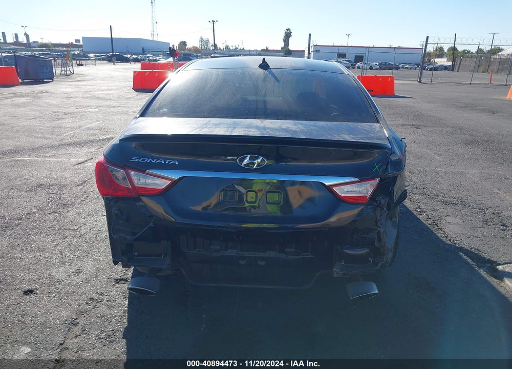 2014 HYUNDAI SONATA SE VIN: 5NPEC4AC5EH918561