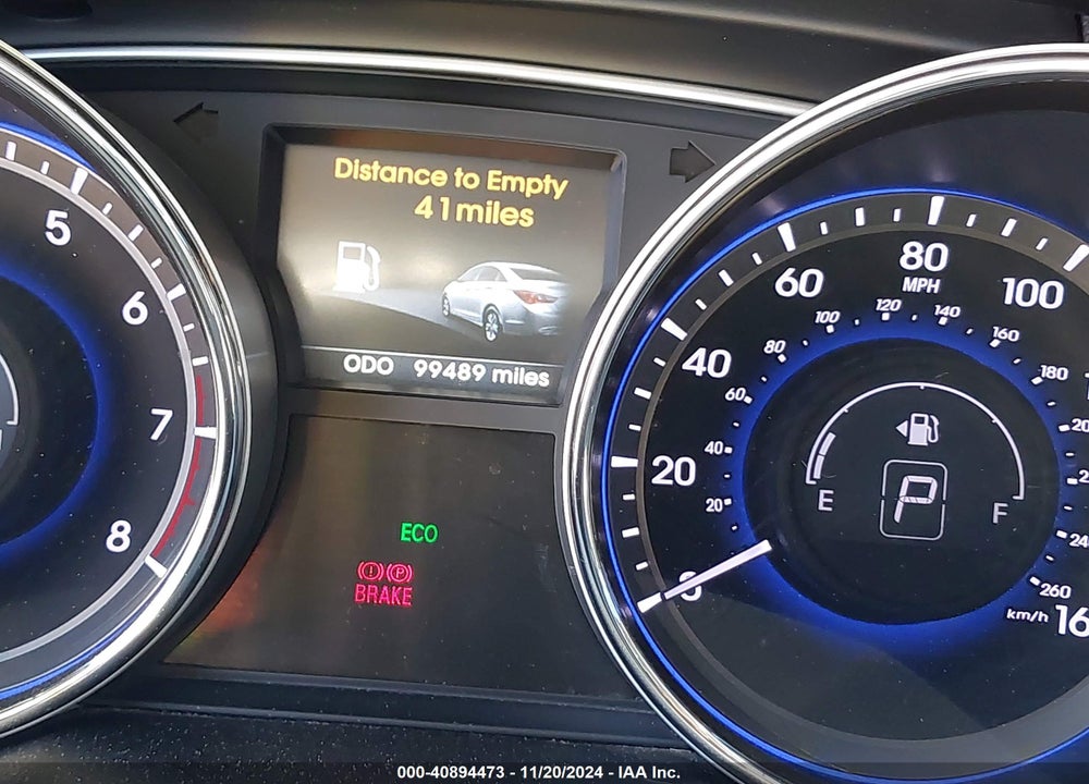 2014 HYUNDAI SONATA SE VIN: 5NPEC4AC5EH918561